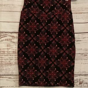 LuLaRoe Black and Red Floral Cassie Pencil Skirt